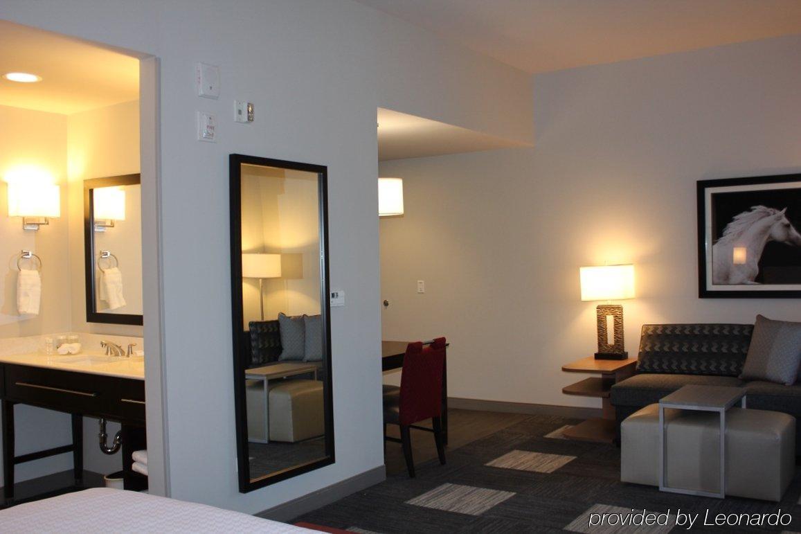 Homewood Techridge Parmer @ I-35 Hotel 3*